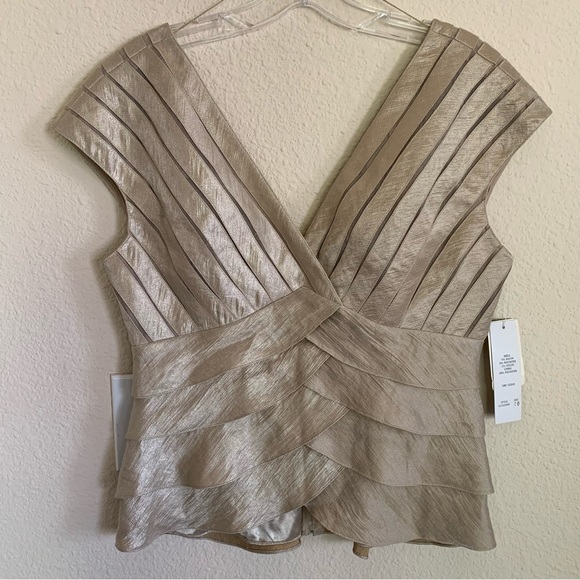 NWT Adrianna Papell Peplum Top - Picture 1 of 15